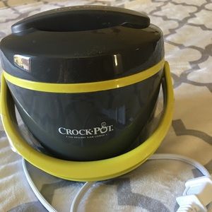 Personal size crock pot